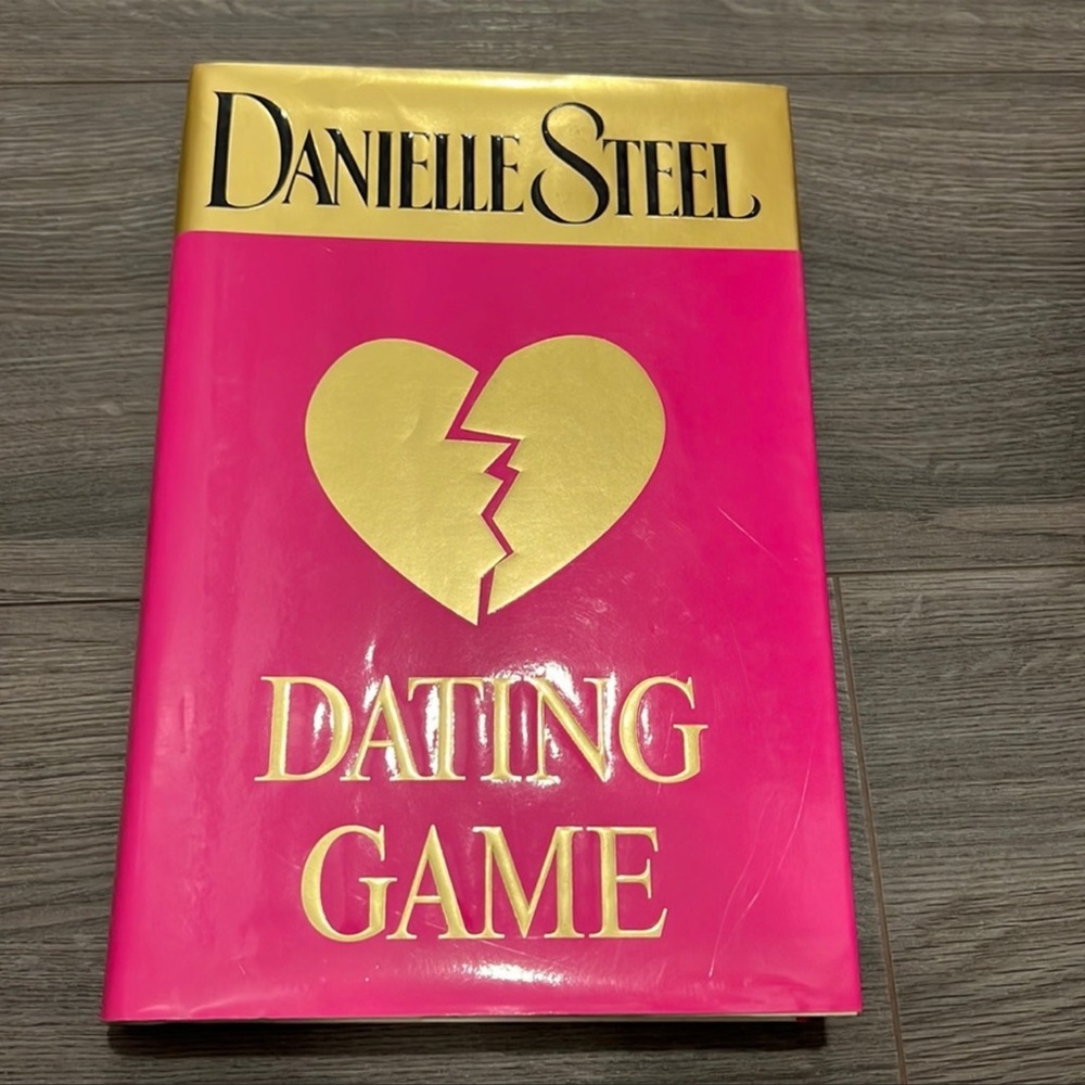 ⭐️3 for $15⭐️ Hardcover | Dating Game by Danielle Steel